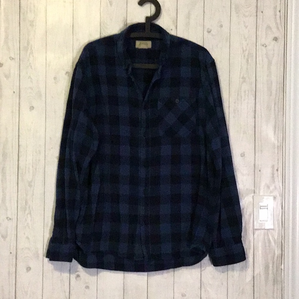 Well Loved Men’s XL Boston Traders Navy Buffalo Plaid Button Down Shirt